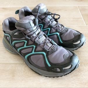 THE NORTH FACE Gore Tex Shoes! Size 8.